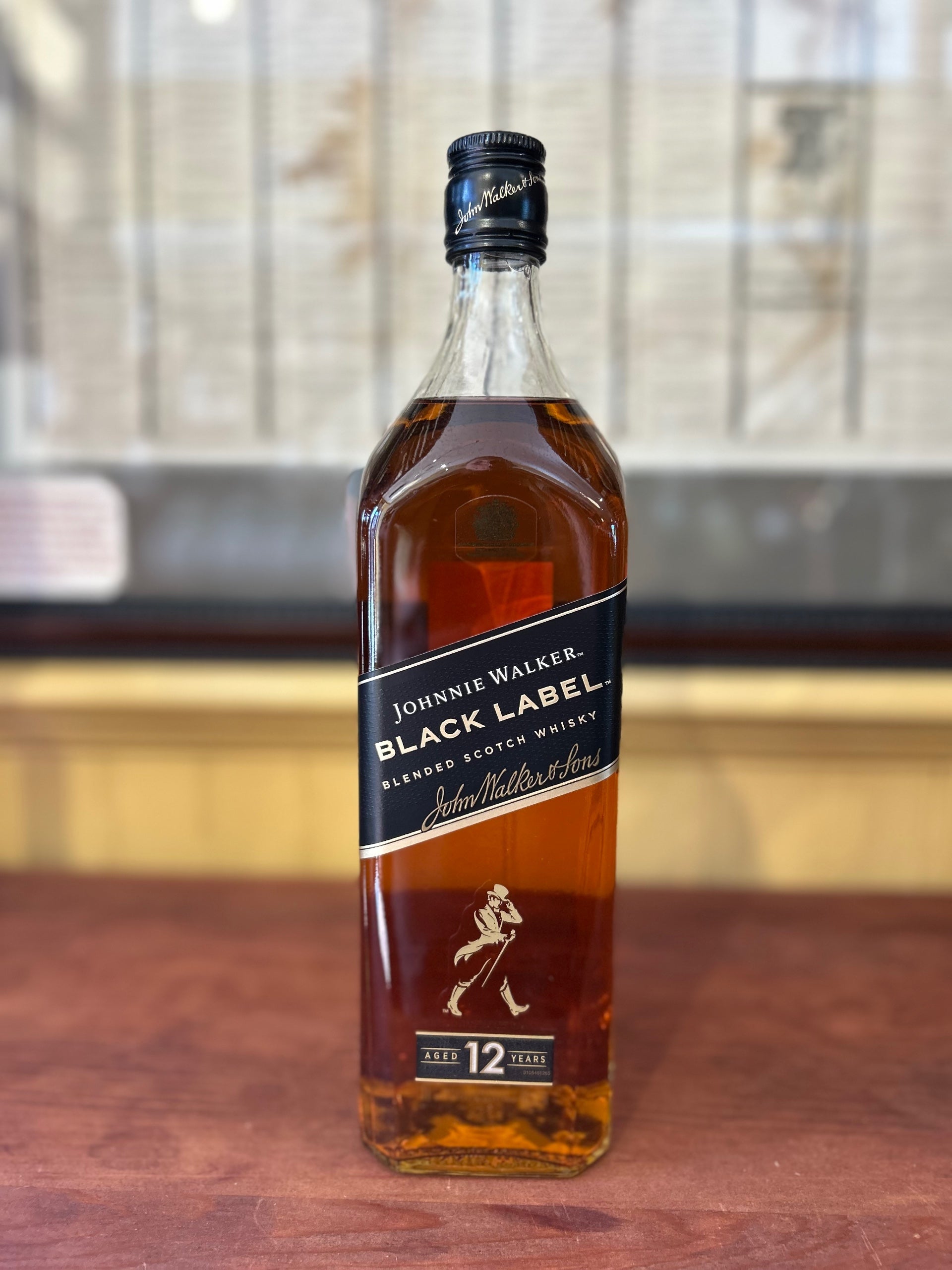 Johnnie Walker Black Label (1L) | Dylan's Wine Cellar Johnnie Walker Black Label (1L) | Dylan's Wine Cellar